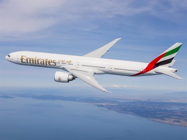 Emirates prohibirá utilizar cualquier tipo de batería de externa en sus vuelos a partir de octubre