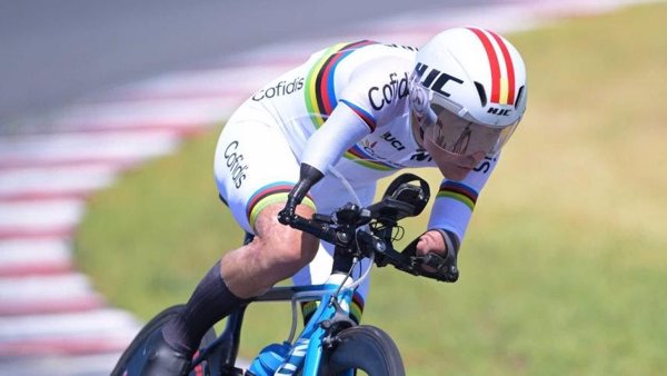 La selección española de ciclismo paralímpico viaja a Sierra Nevada para preparar el Mundial