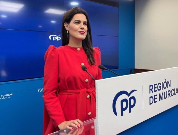 PP Murcia pide a oposición abandonar 