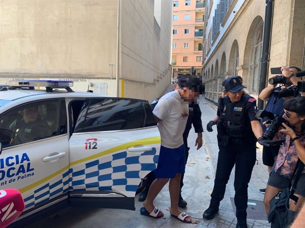 Pasa a disposición judicial el detenido por atropellar al cantante Jaume Anglada en Palma