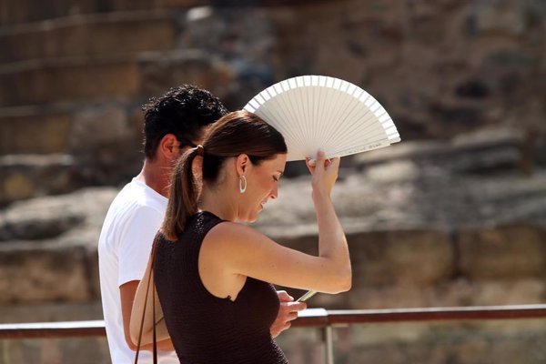 AEMET mantiene el aviso por ola de calor hasta el jueves 14, con máximas de más de 42ºC en Tajo, Guadiana y Guadalquivir