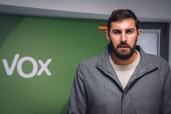 Antelo (Vox) afea a obispos que no se pronuncien sobre