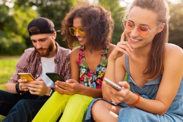 El 70% de los jóvenes de la 'Generación Z' prioriza la estabilidad laboral y horaria al elegir un empleo