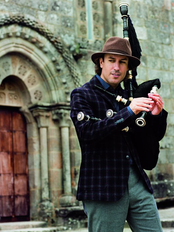 El gaitero Carlos Núñez presenta hoy en Comillas (Cantabria) el espectáculo 'Celtic Beethoven'