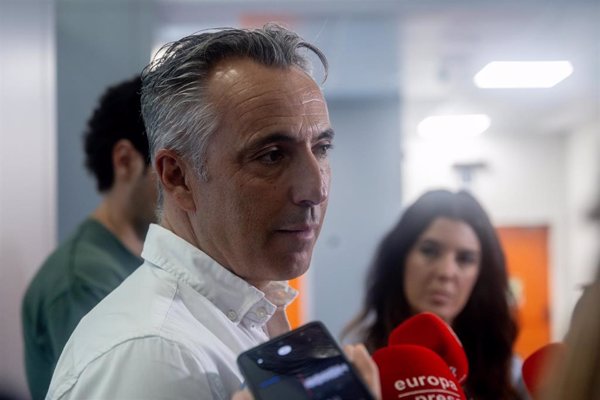 La Comunidad de Madrid espera dar por controlado el incendio de Tres Cantos a lo largo de esta mañana