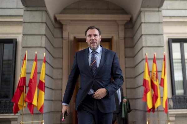 El PP censura al ministro Puente por mofarse de Mañueco por los incendios: 