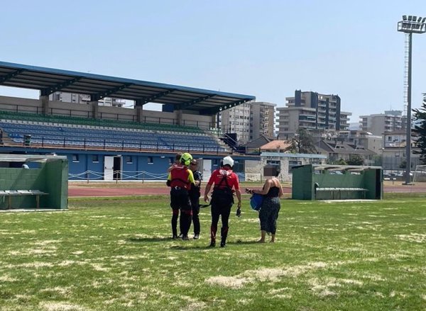 Trasladado en helicóptero un niño de 8 años herido en una pierna tras caerse en la playa de Sonabia (Cantabria)