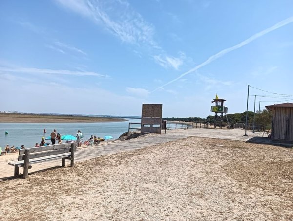 Fallece una bañista de 70 años en la playa de la Cachucha de Puerto Real (Cádiz), segundo caso en un día
