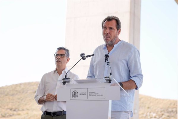 Puente fija en 2027 el viaje en AVE de Almería a la frontera francesa 