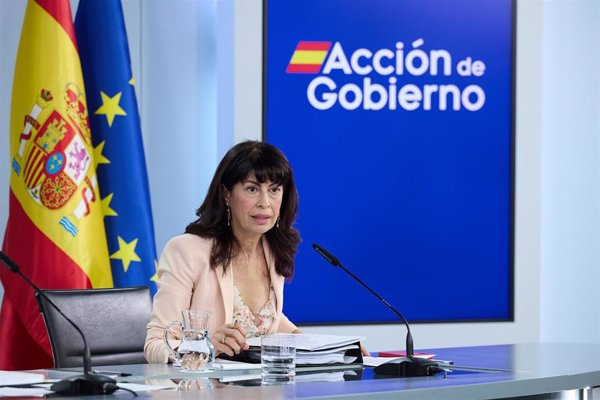 Redondo achaca los incendios de Castilla y León al 