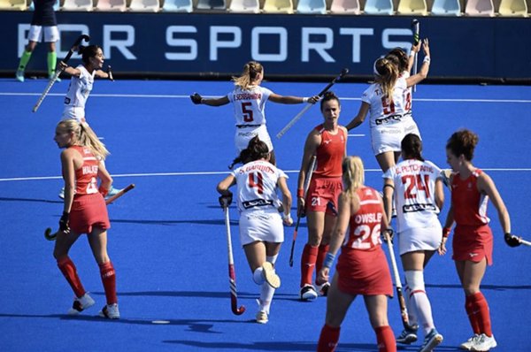 Las RedSticks tumban a Inglaterra (2-1) y España avanza a semifinales del Europeo