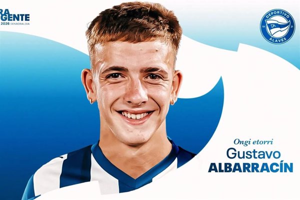 El centrocampista hispano-argentino Gustavo Albarracín recala en el Deportivo Alavés hasta 2029