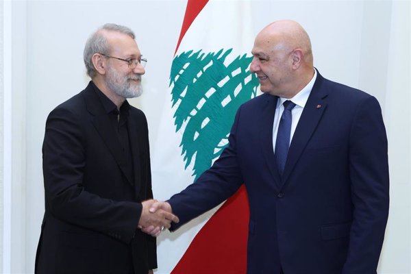 El presidente de Líbano rechaza ante un alto cargo de Irán 