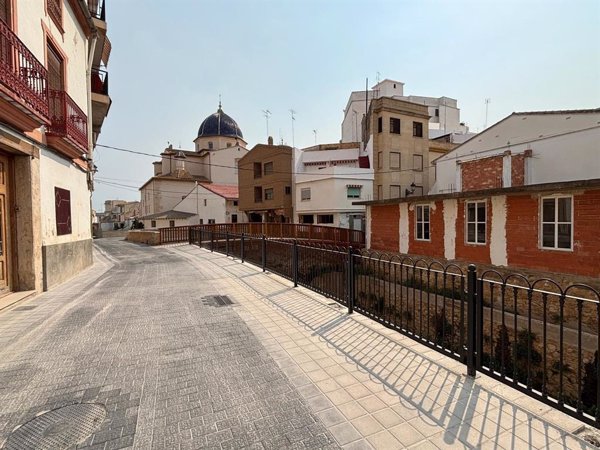 Chiva (Valencia) reabre las calles reconstruidas tras la dana