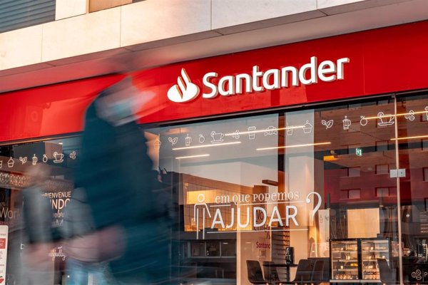 Santander ejecuta el 12,6% de su programa de recompra de 1.700 millones