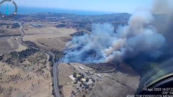 Declarado un incendio forestal en Mijas (Málaga)