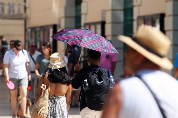 Fuentes de Andalucía (Sevilla) registra la máxima temperatura en toda España este viernes con 43,6ºC