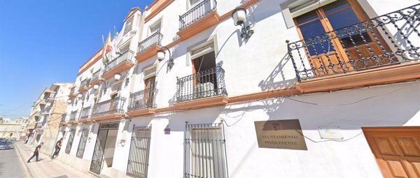 Pinos Puente (Granada) decreta tres días de luto y suspende las fiestas por la muerte de dos trabajadores