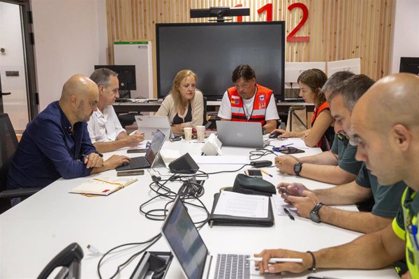Cantabria eleva a situación 2 el PLATERCANT como medida preventiva ante la evolución de los incendios limítrofes