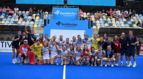 Las 'RedSticks' también se cuelgan el bronce en el Europeo