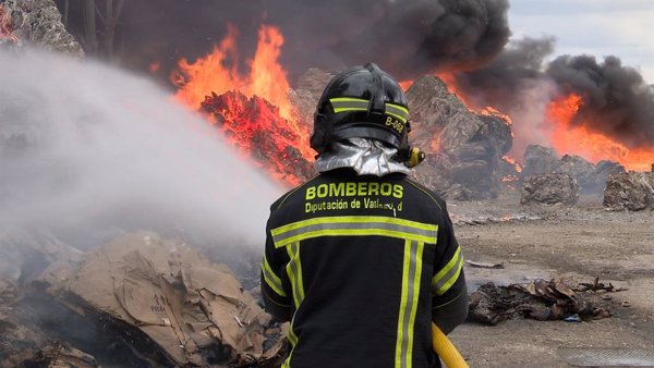 Declarado un incendio de gravedad 1 en Santovenia de Pisuerga (Valladolid)