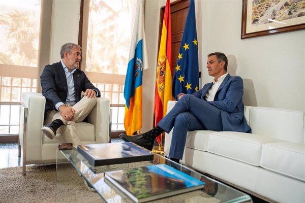 Sánchez y Clavijo se reúnen este lunes en Lanzarote para abordar migración, agenda canaria y presupuestos