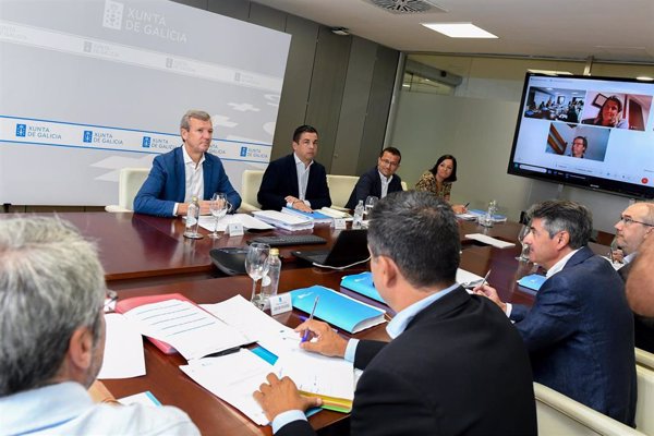 Xunta activará la próxima semana las primeras ayudas para zonas afectadas por incendios y exige más medios