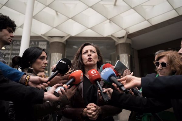 Vox celebra la nueva imputación de Gómez y recuerda la querella que presentó contra ella y su asesora por malversación
