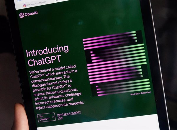 OpenAI lanza una nueva suscripción económica que mejora el límite de uso y la memoria del plan gratuito