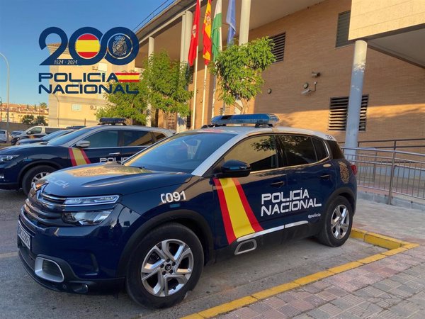 Detenido en Dos Hermanas (Sevilla) por amenazar de muerte a un sacristán y coaccionar a feligreses en Misa