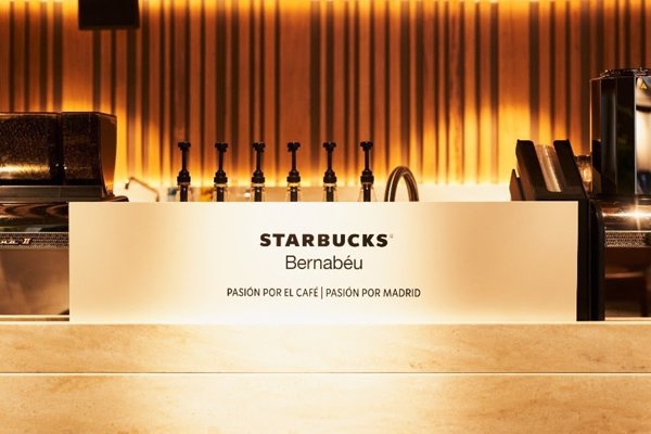 Starbucks abre este viernes en el Bernabéu su tienda más grande en España