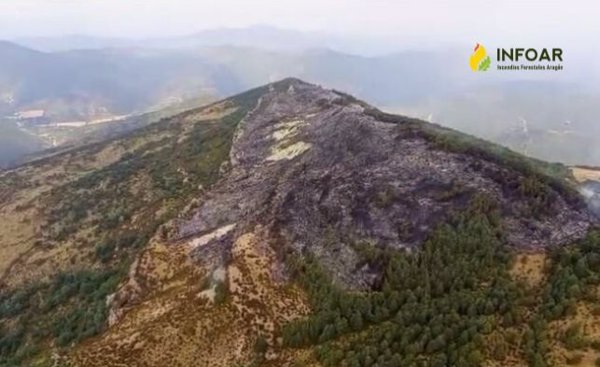 Extinguido el incendio forestal entre Aragüés del Puerto y Hecho (Huesca)