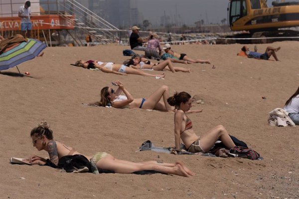 Sólo 16 estaciones de AEMET en España superaron ayer los 35ºC y cayeron 55 l/m2 en Berga (Barcelona)