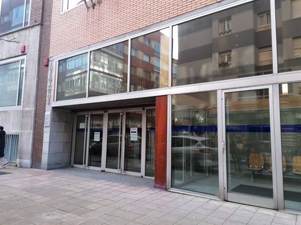 Prisión provisional comunicada y sin fianza para el acusado matar a una mujer en La Folleca (Avilés)