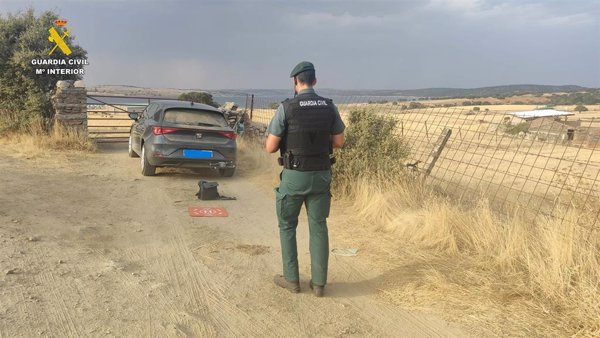Seis detenidos al desalojar la Guardia Civil una 'rave' ilegal en un pueblo de Salamanca