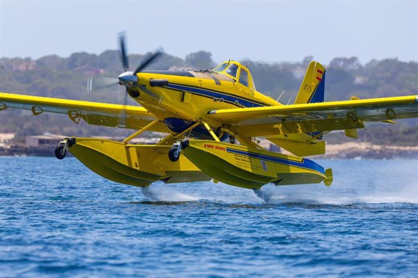El PP pide al Gobierno que amplíe excepcionalmente el tope de 80 horas de vuelo para pilotos de extinción de incendios
