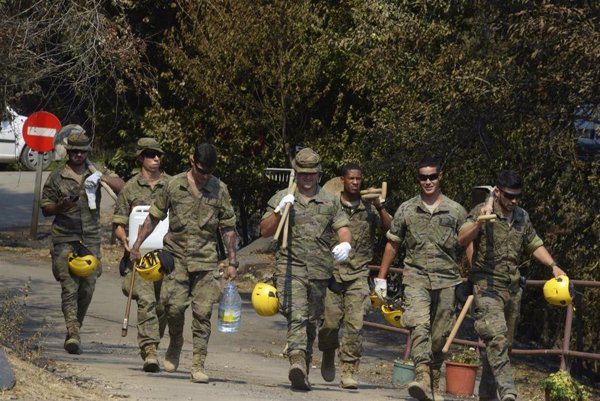 Rueda pide mantener al menos un par de días a la UME y reforzar medios para la recuperación post incendios
