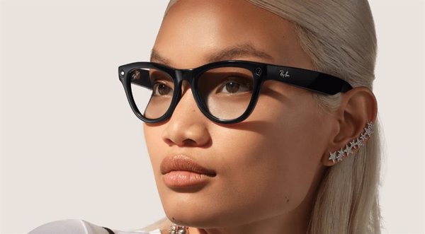 Meta prevé presentar sus gafas con pantalla Hypernova en septiembre junto con una pulsera para controlarlas