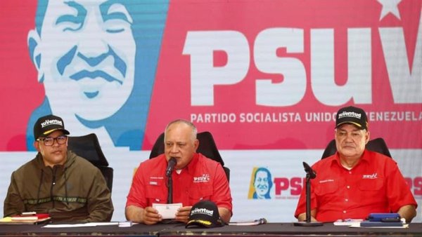 Venezuela anuncia el envío de 15.000 militares a la frontera con Colombia